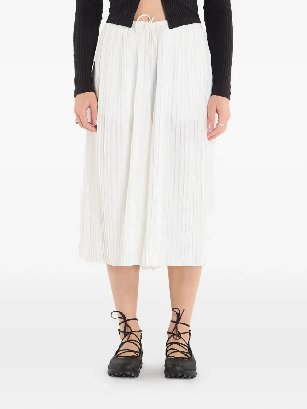 Брюки с кулиской и складками Nike, белый