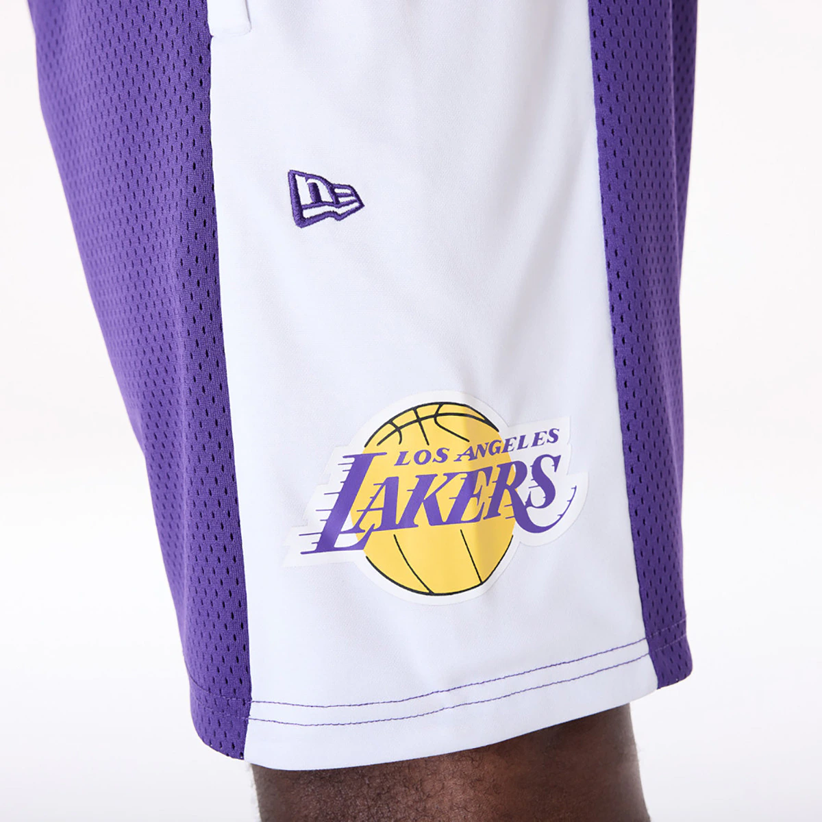

Шорты сетчатые с графикой Lakers NBA New Era, сиреневый