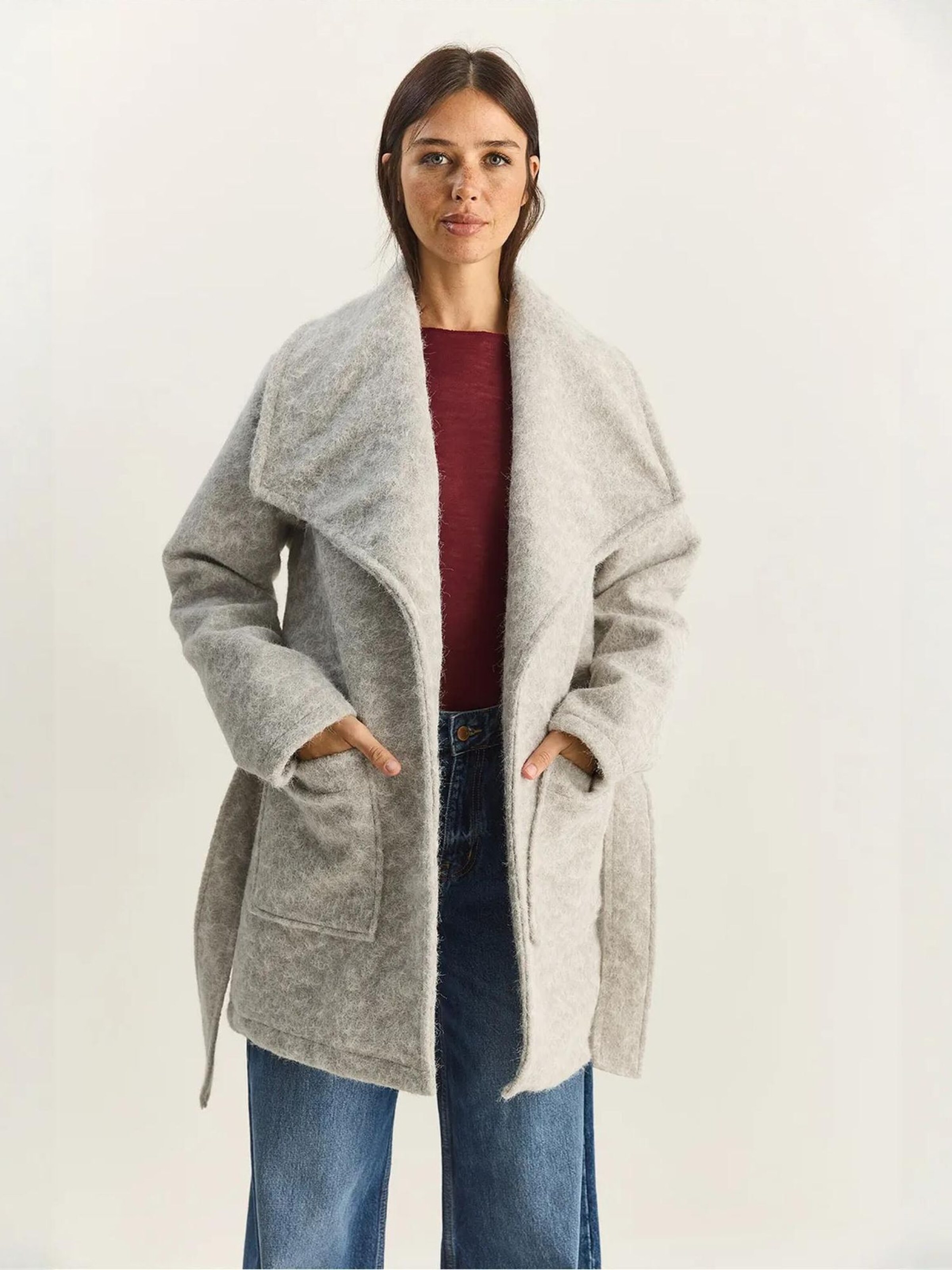 

Bianco Lucci Зимнее пальто в сером цвете