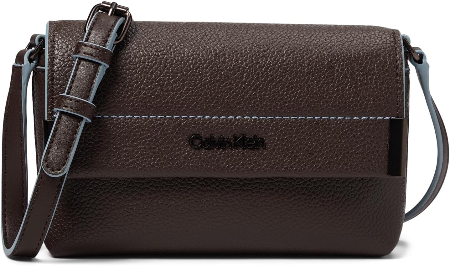 

Сумка кросс-боди Calvin Klein Key Item Crossbody, цвет Java/Celestial Blue, Синий, Сумка кросс-боди Calvin Klein Key Item Crossbody, цвет Java/Celestial Blue