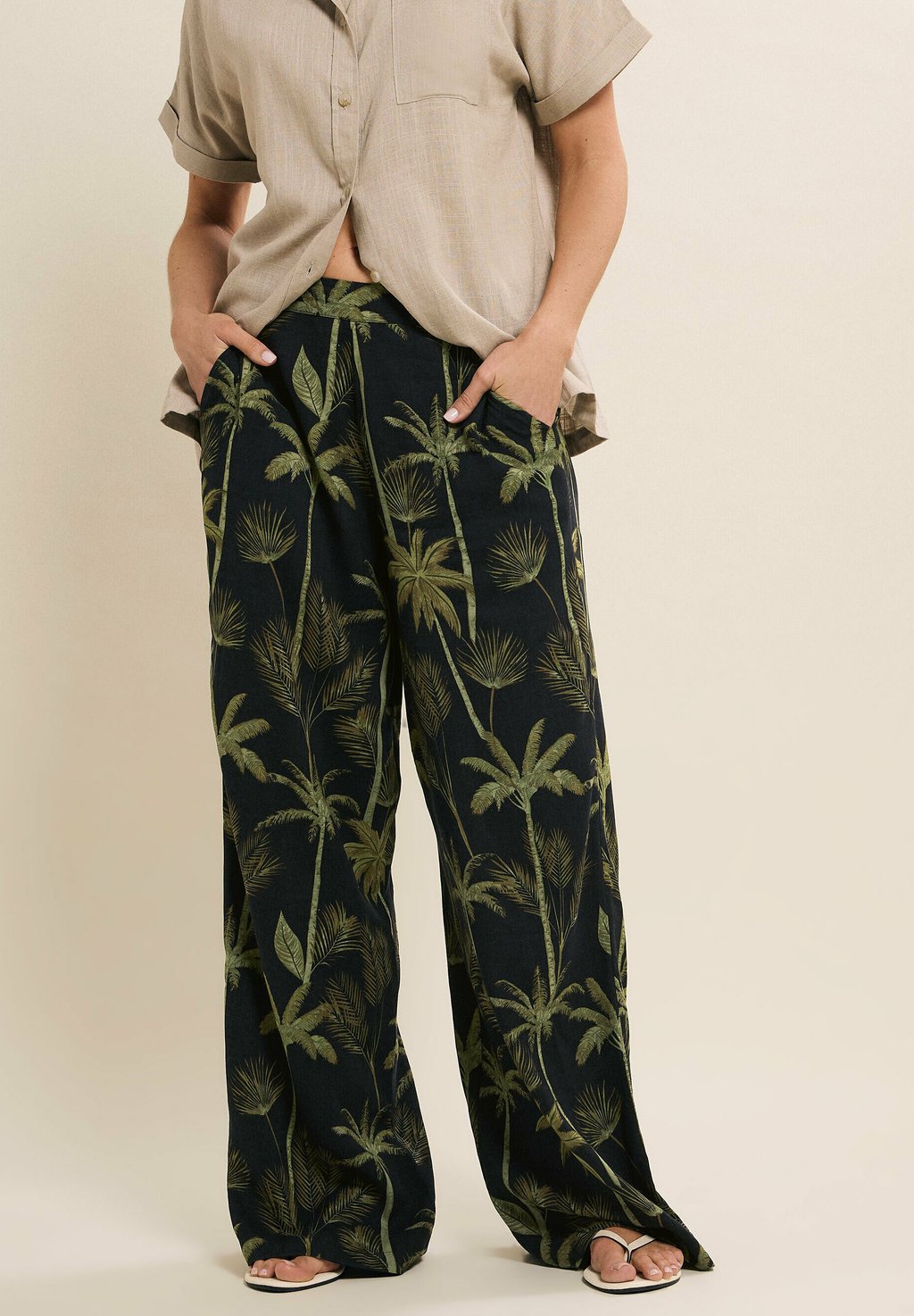 

Брюки TROPICAL PALM WIDE LEG Long Tall Sally, черный