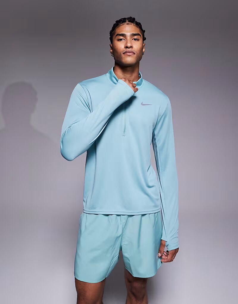 

Футболка Running Pacer Dri-FIT с длинными рукавами и полумолнией синего цвета Nike Running