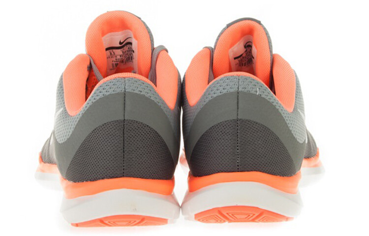 Nike Кроссовки Женщины — фото 3