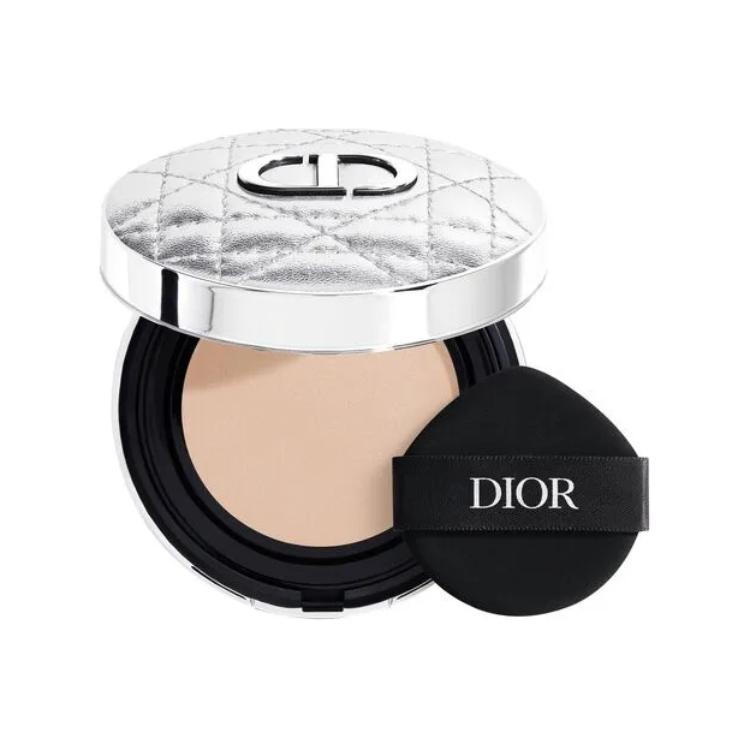 DIOR Винтажная тональная основа с серебристой клеткой, увлажняющая, осветляющая, с естественным покрытием — фото 4