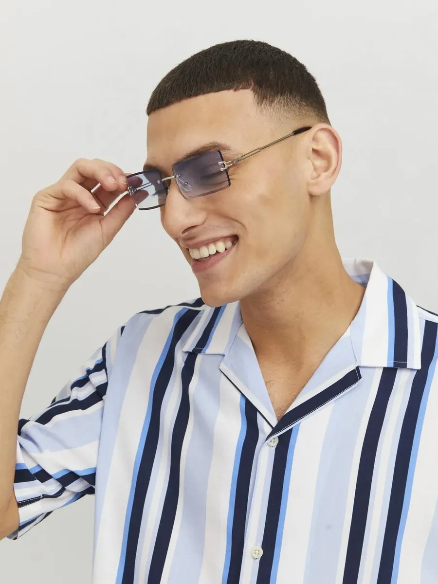

Солнцезащитные очки Jack & Jones "JACVENICE SUNGLASSES SN", цвет Blue Iolite