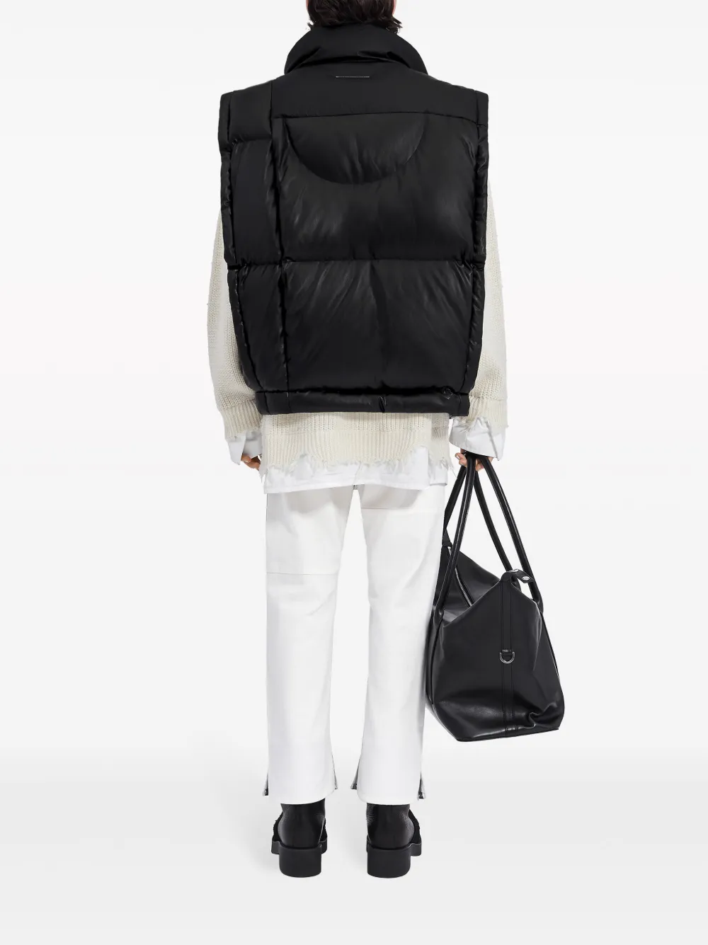 Дутый жилет с логотипом из коллаборации с Chen Peng MM6 Maison Margiela, черный — фото 4