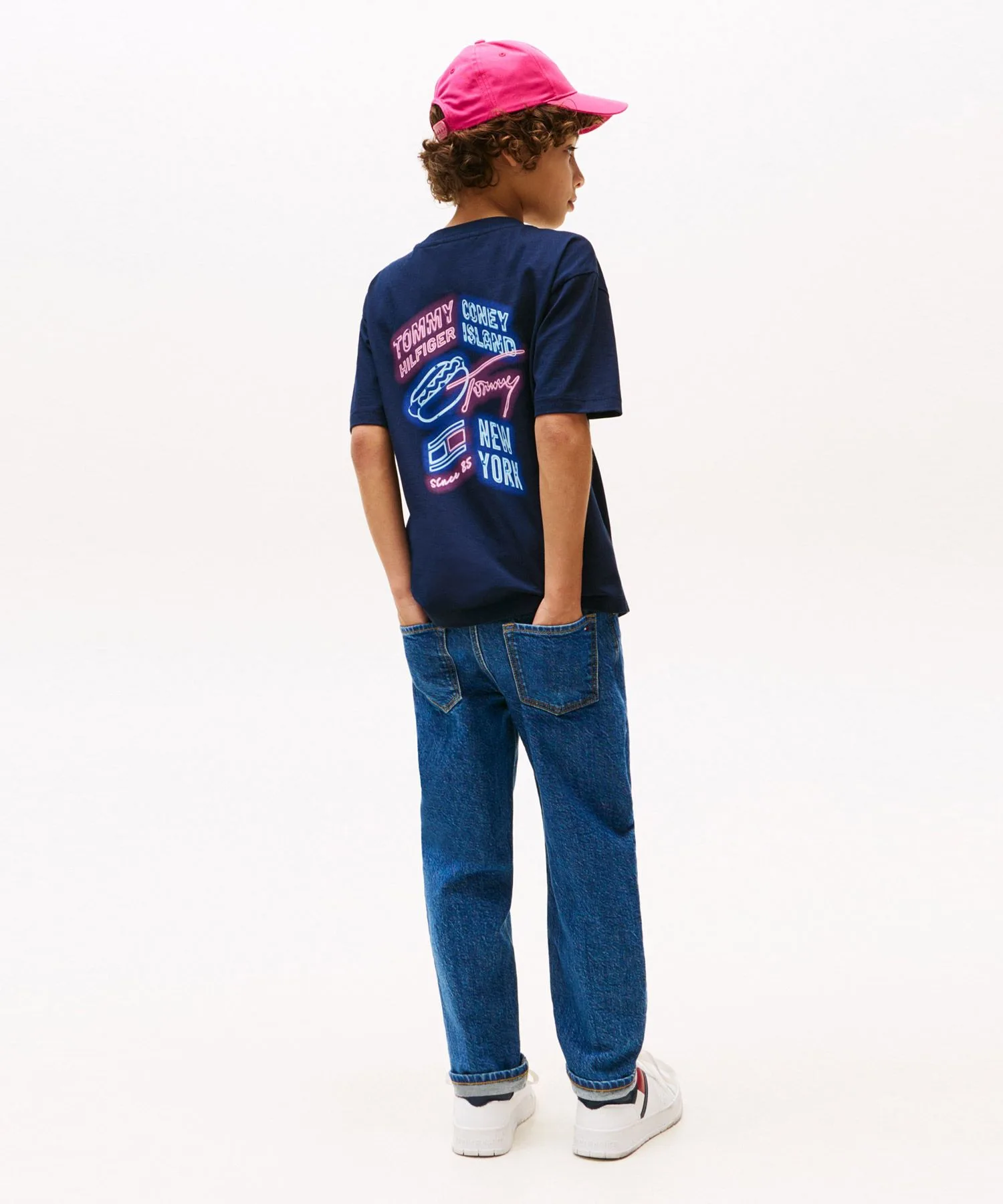 Детская футболка Tommy Hilfiger с коротким рукавом и неоновым принтом — фото 2