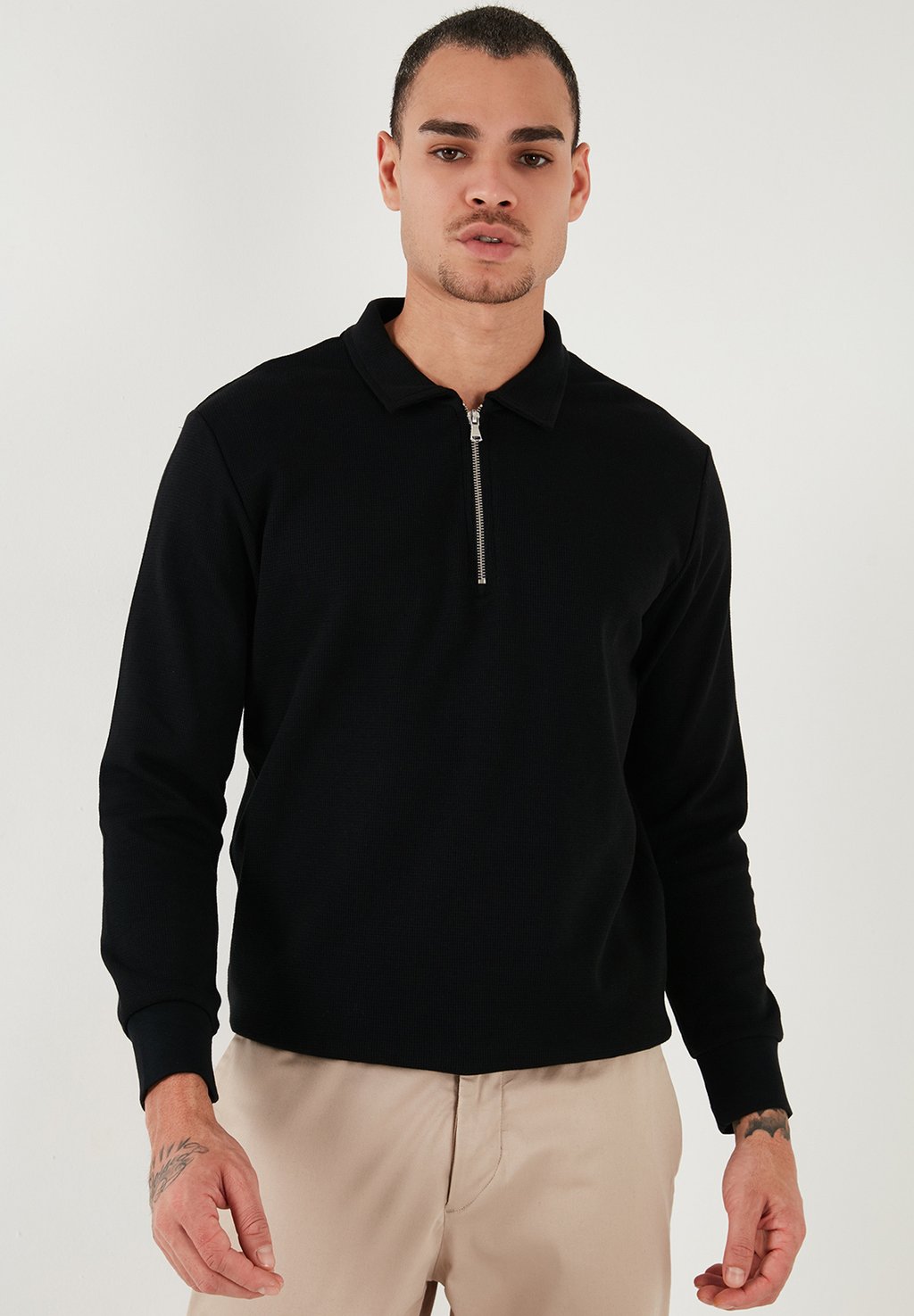 

Топ с длинными рукавами REGULAR FIT Buratti, черный