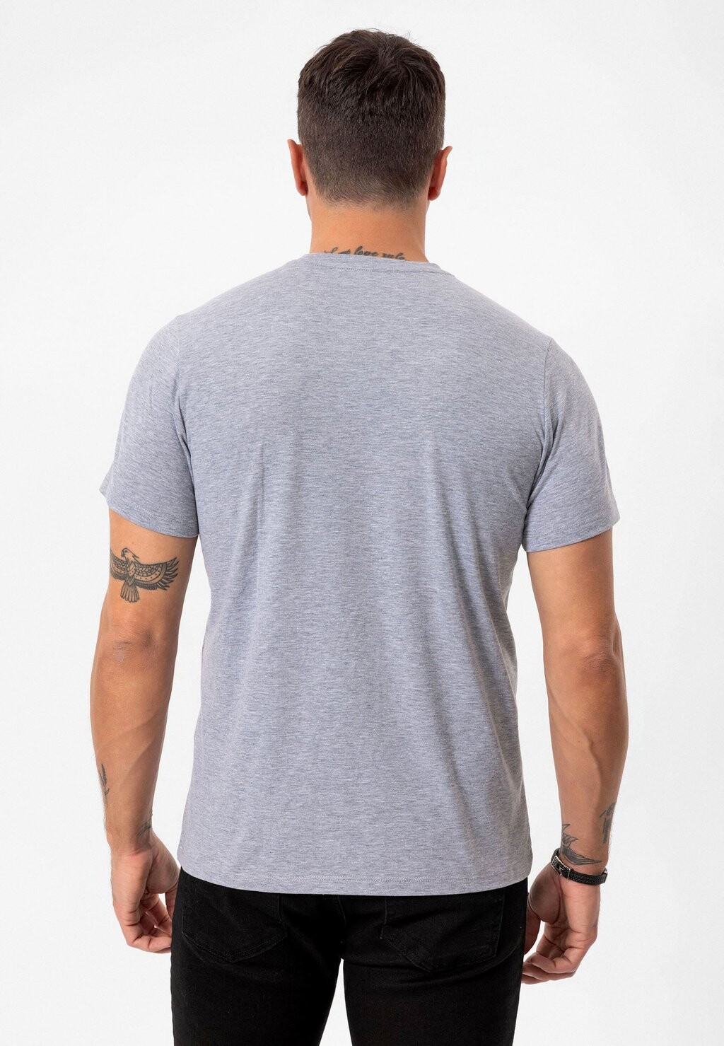 

Базовая футболка MISTRA POCKET DETAILED REGULAR FIT anou anou, хаки