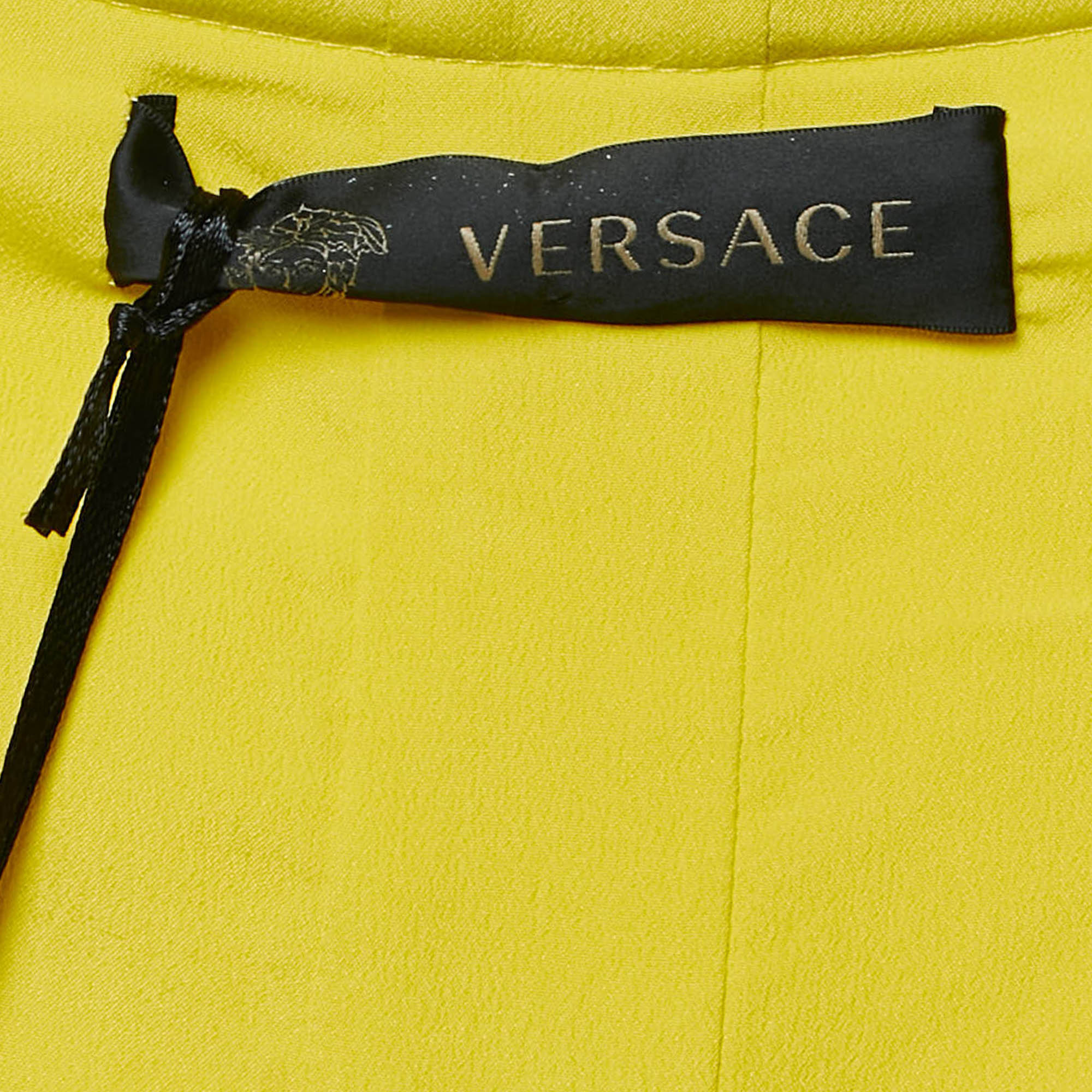 Желтое мини-платье Versace из тюля и трикотажа с драпировкой — фото 4