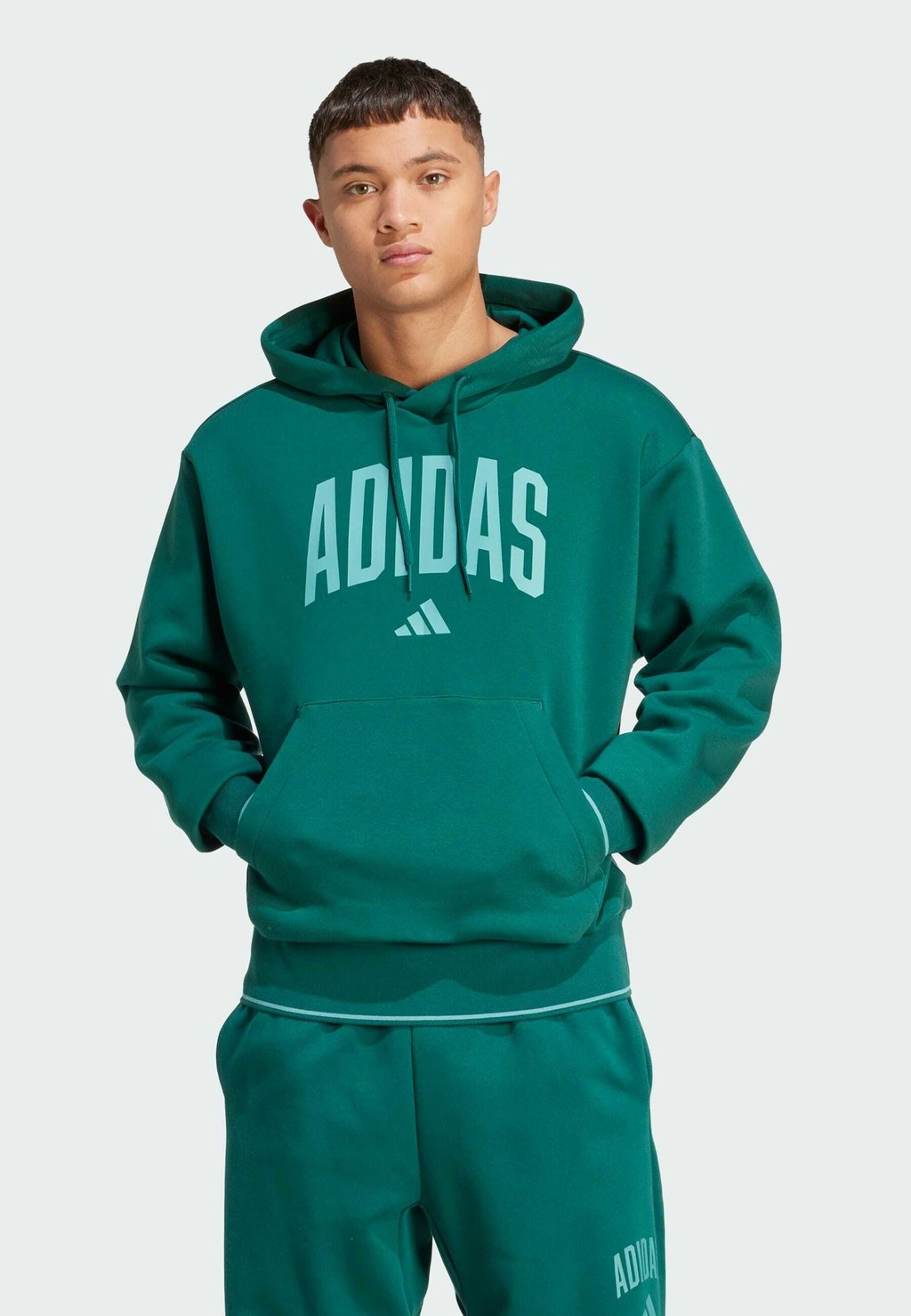 

Толстовка с капюшоном Adidas Sportswear, зеленый