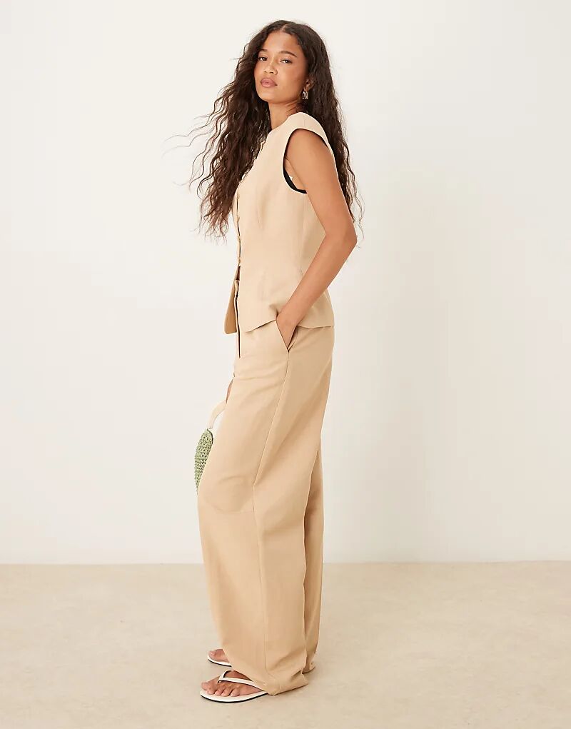 

Брюки-бочонки из льняной смеси ASOS DESIGN нейтрального цвета