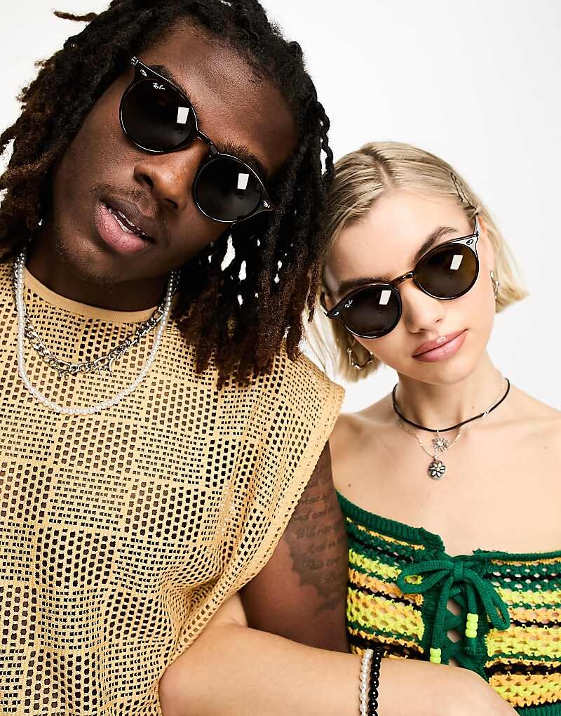 

Круглые солнцезащитные очки Ray-Ban – коричневого цвета 0RB2180