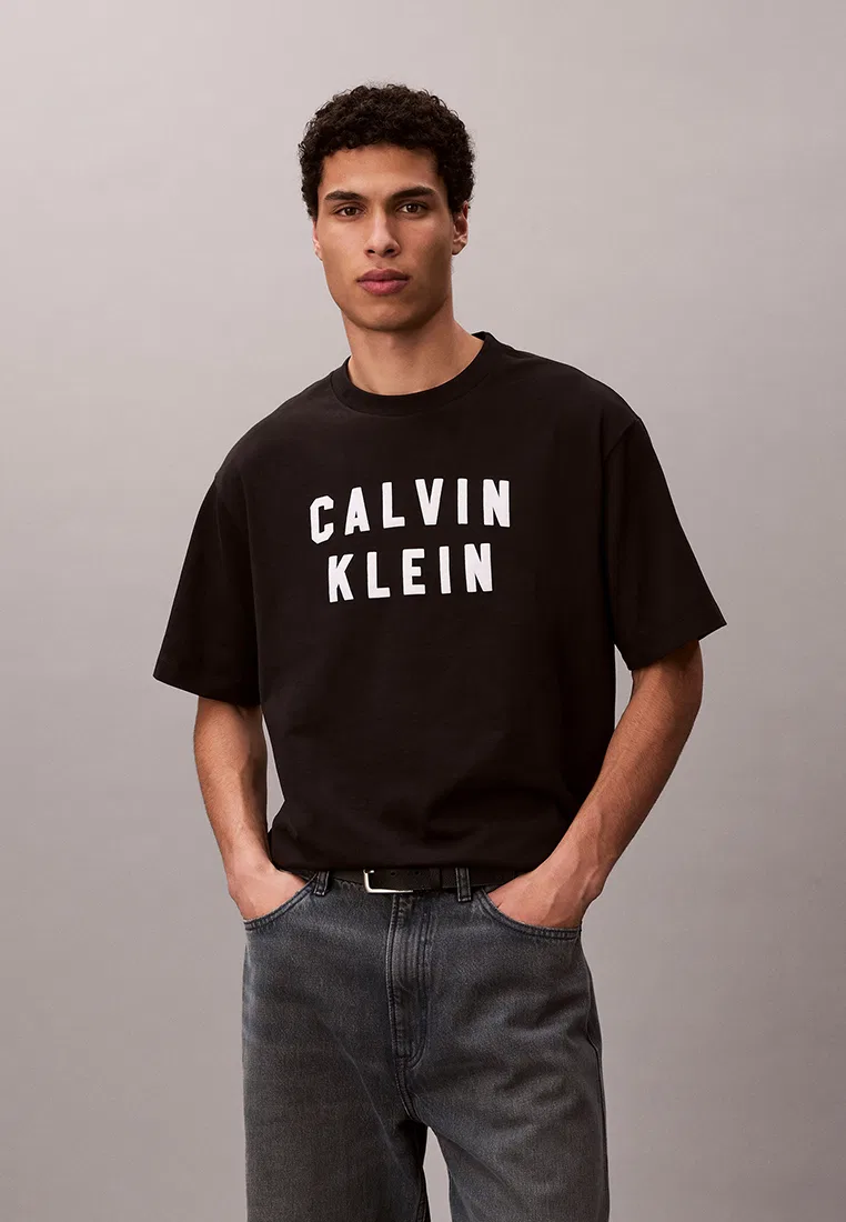 Футболка свободного кроя с контрастным логотипом, Calvin Klein Jeans, черный