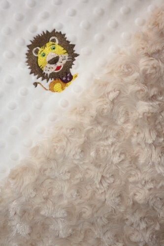

Одеяло Minky, Кремовый горошек/Бутон верблюжьей розы, Лев Lil' Cub Hub, Cream/Camel