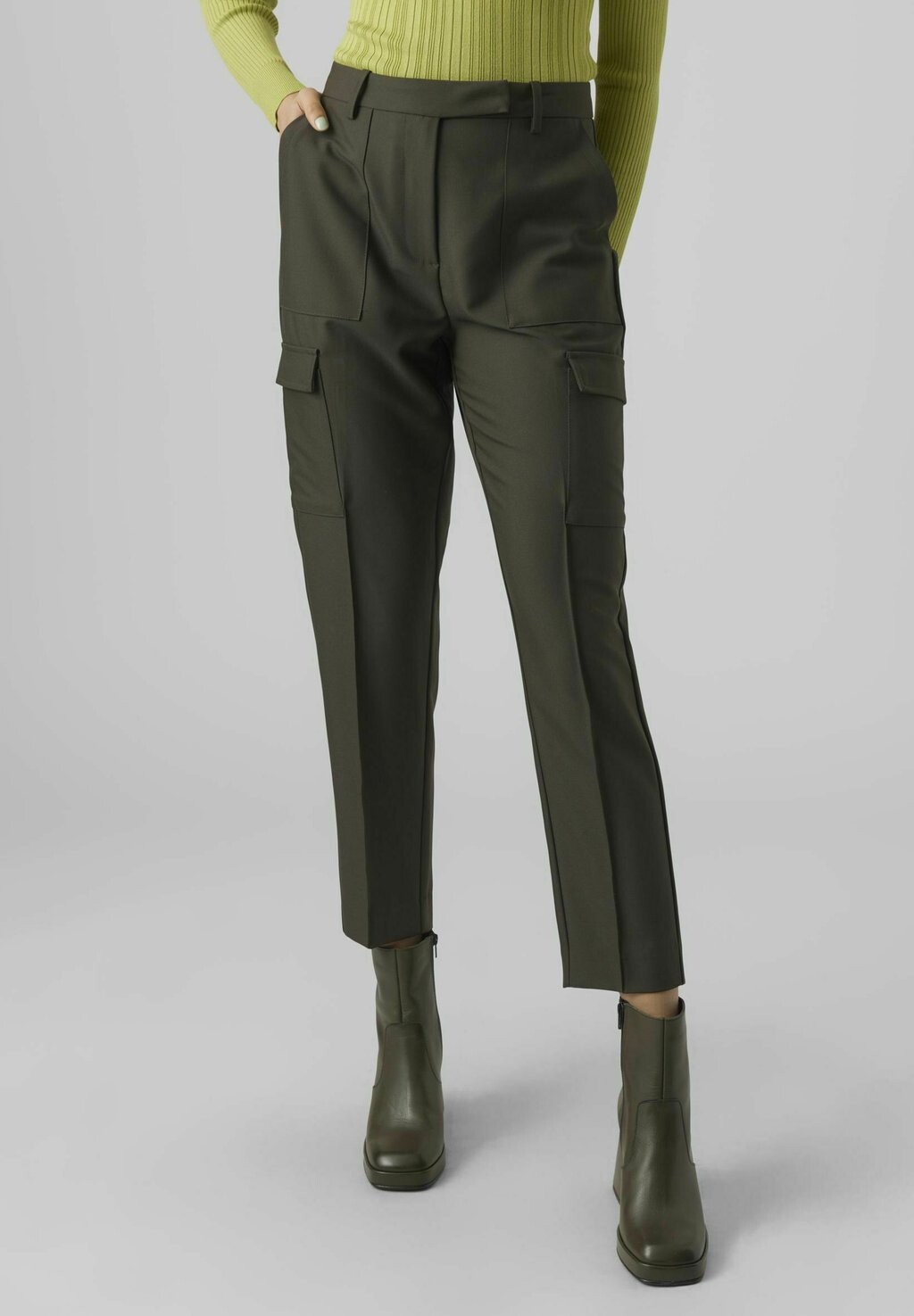 

Брюки карго VMNYLA HOHE TAILLE Vero Moda, оливковый