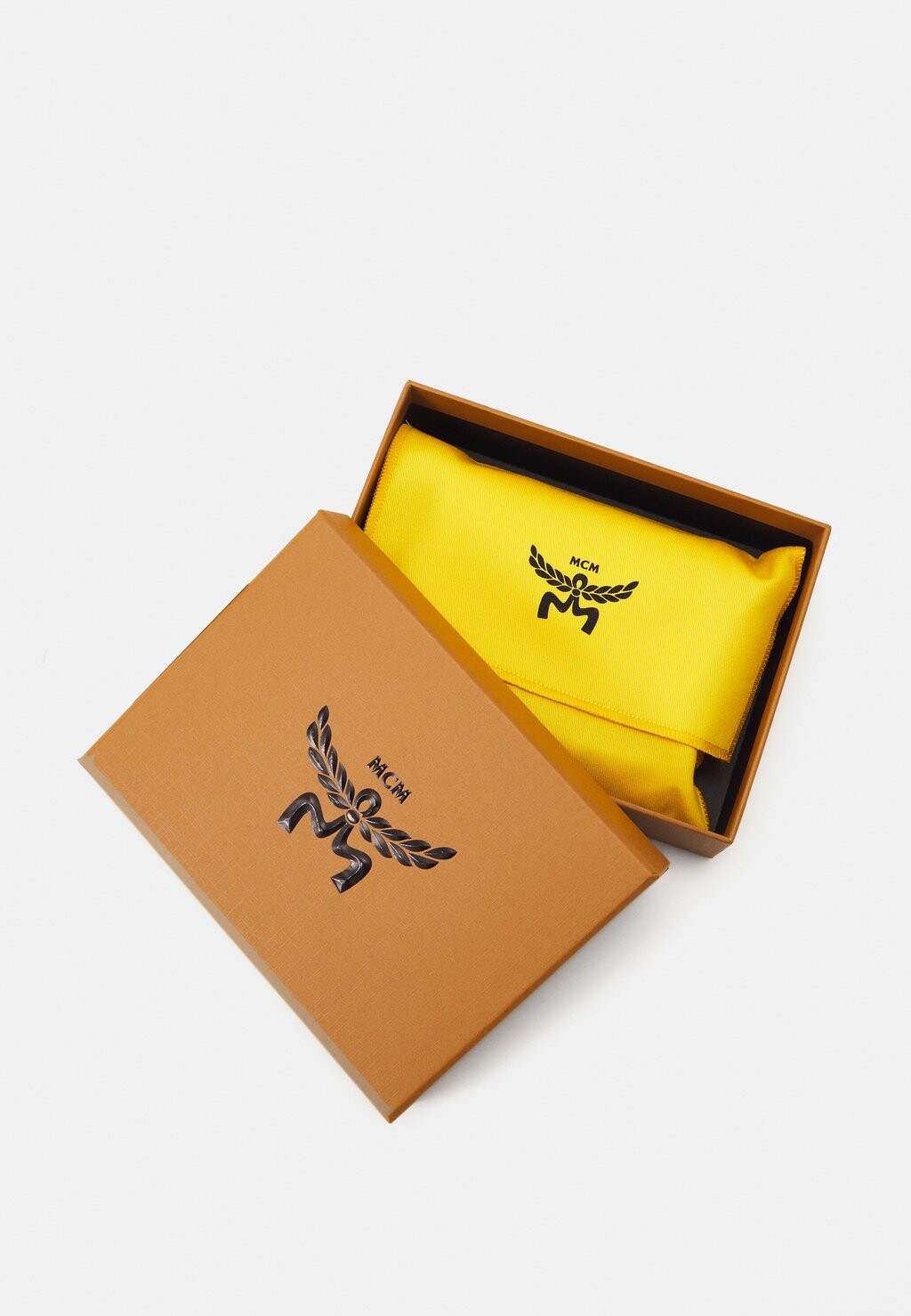 

Кошелек AREN SMALL WALLET MCM, черный