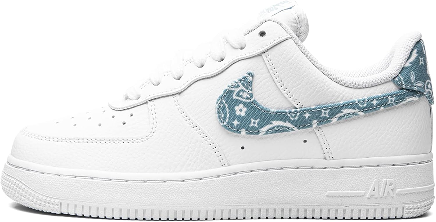 

Мужские кроссовки Nike Air Force 1 '07, белый/синий