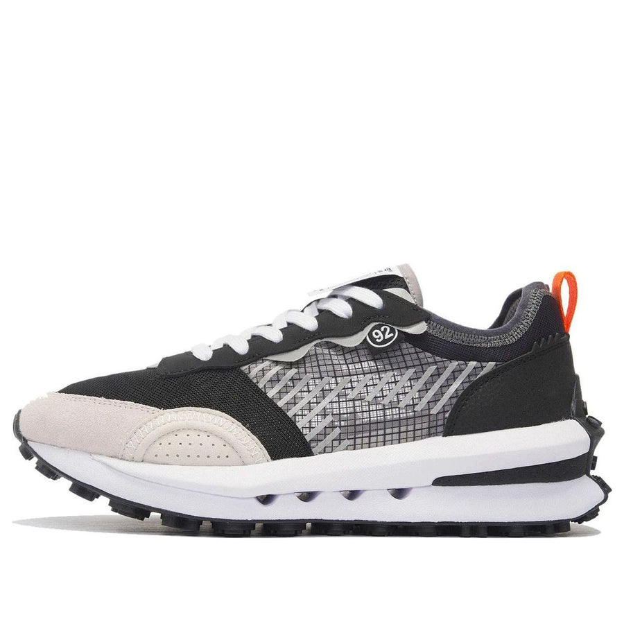 

Спортивные кроссовки Li-Ning Eternal V2