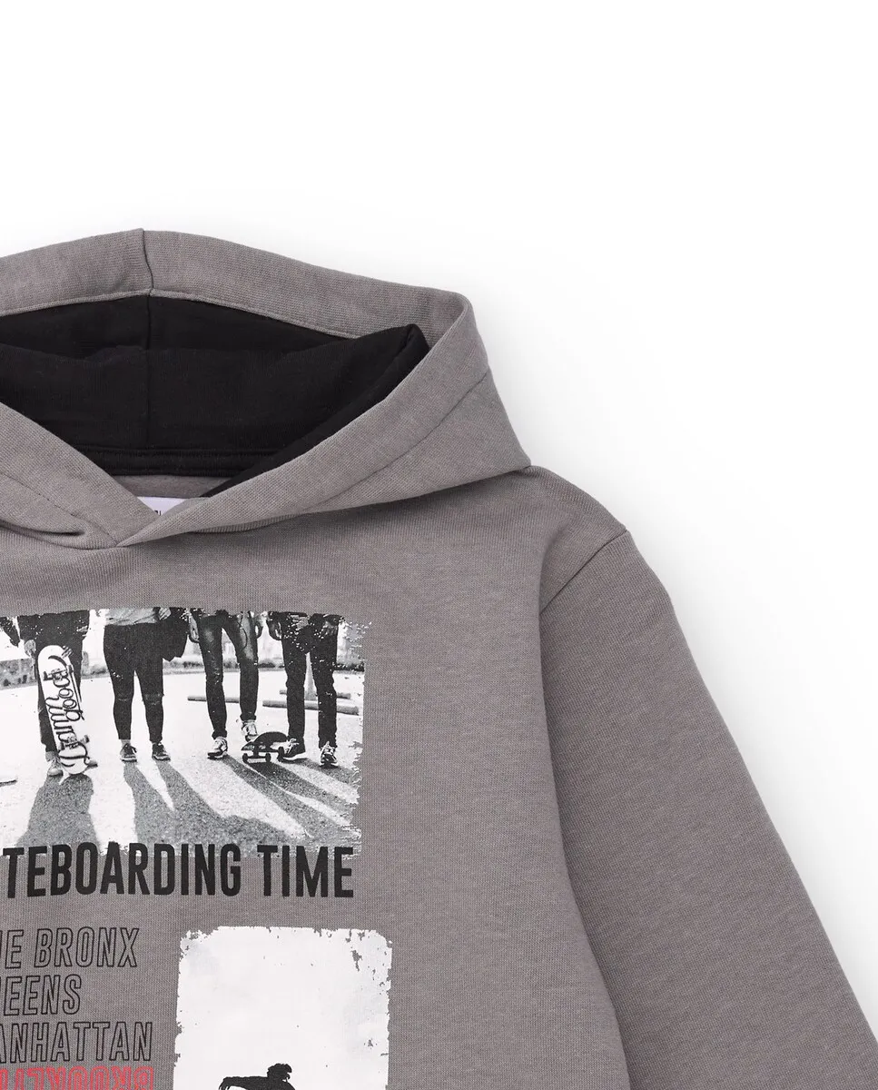 

Серая толстовка с капюшоном и принтом скейтборда для мальчика Tuc tuc, серый