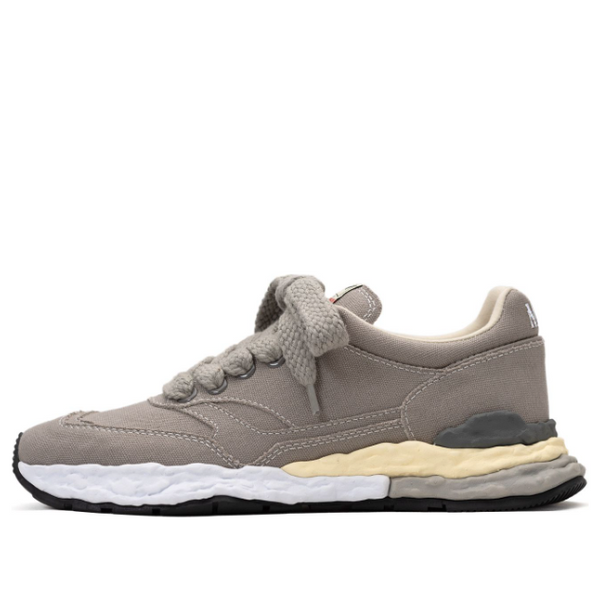 

Кроссовки george og sole canvas low-top sneaker Maison Mihara Yasuhiro, серый