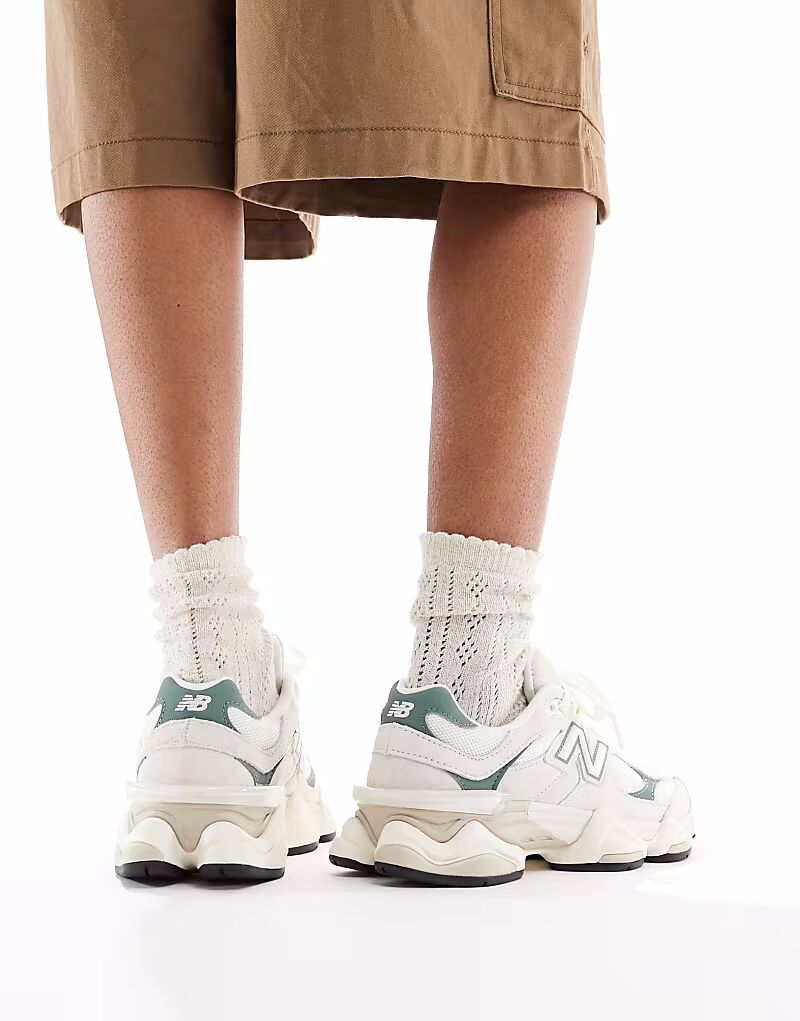 Кроссовки New Balance 9060 в кремово-белом и зеленом цветах — фото 3