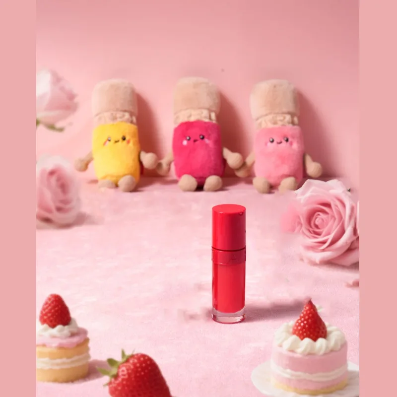 CLARINS Бальзам для губ увлажняющий и успокаивающий, 7 мл, лимитированная серия к 10-летию, #54 Special Tone Rose Red — фото 3