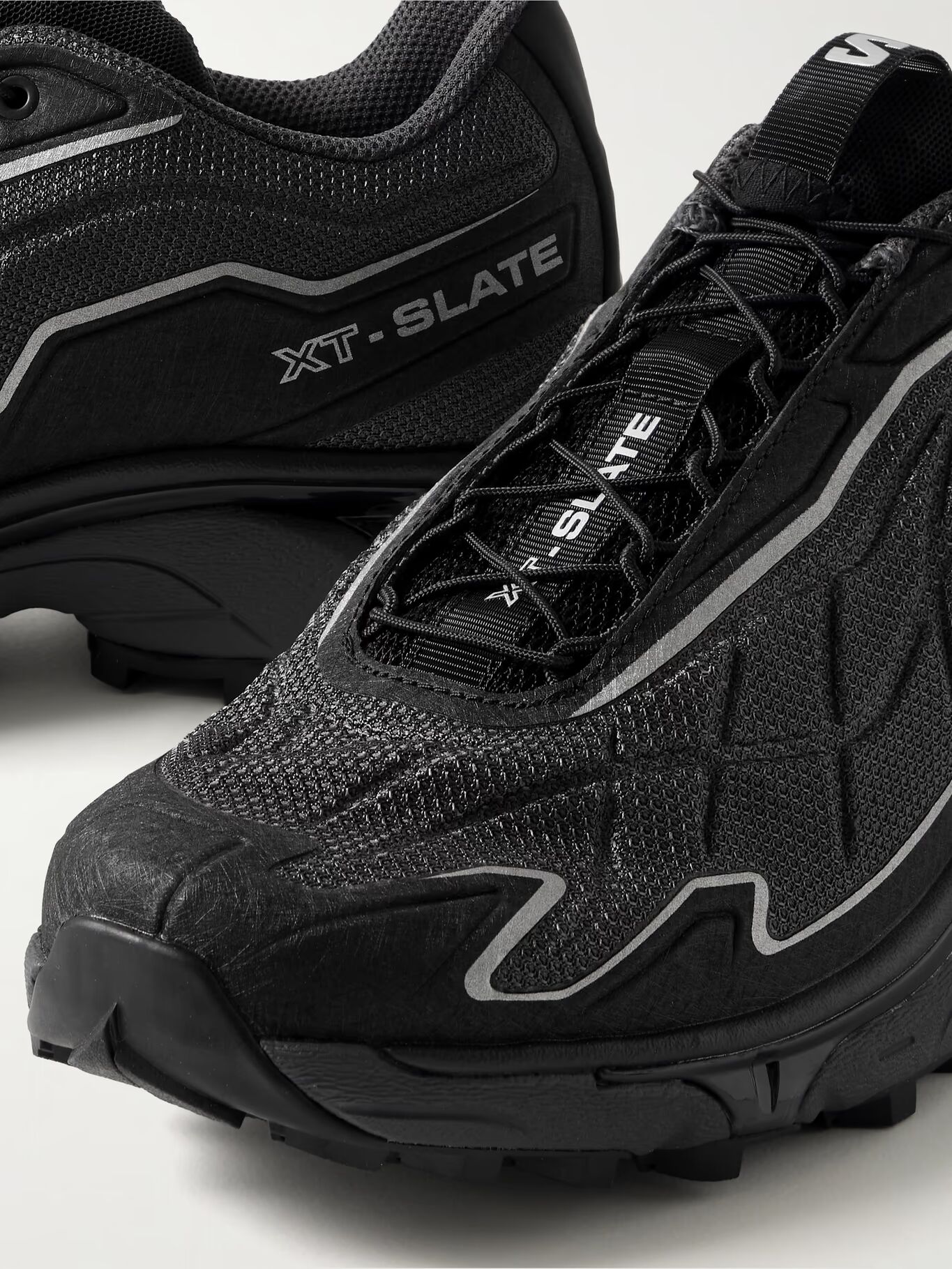 

Кроссовки XT-SLATE с резиновой отделкой из сетки SALOMON, черный