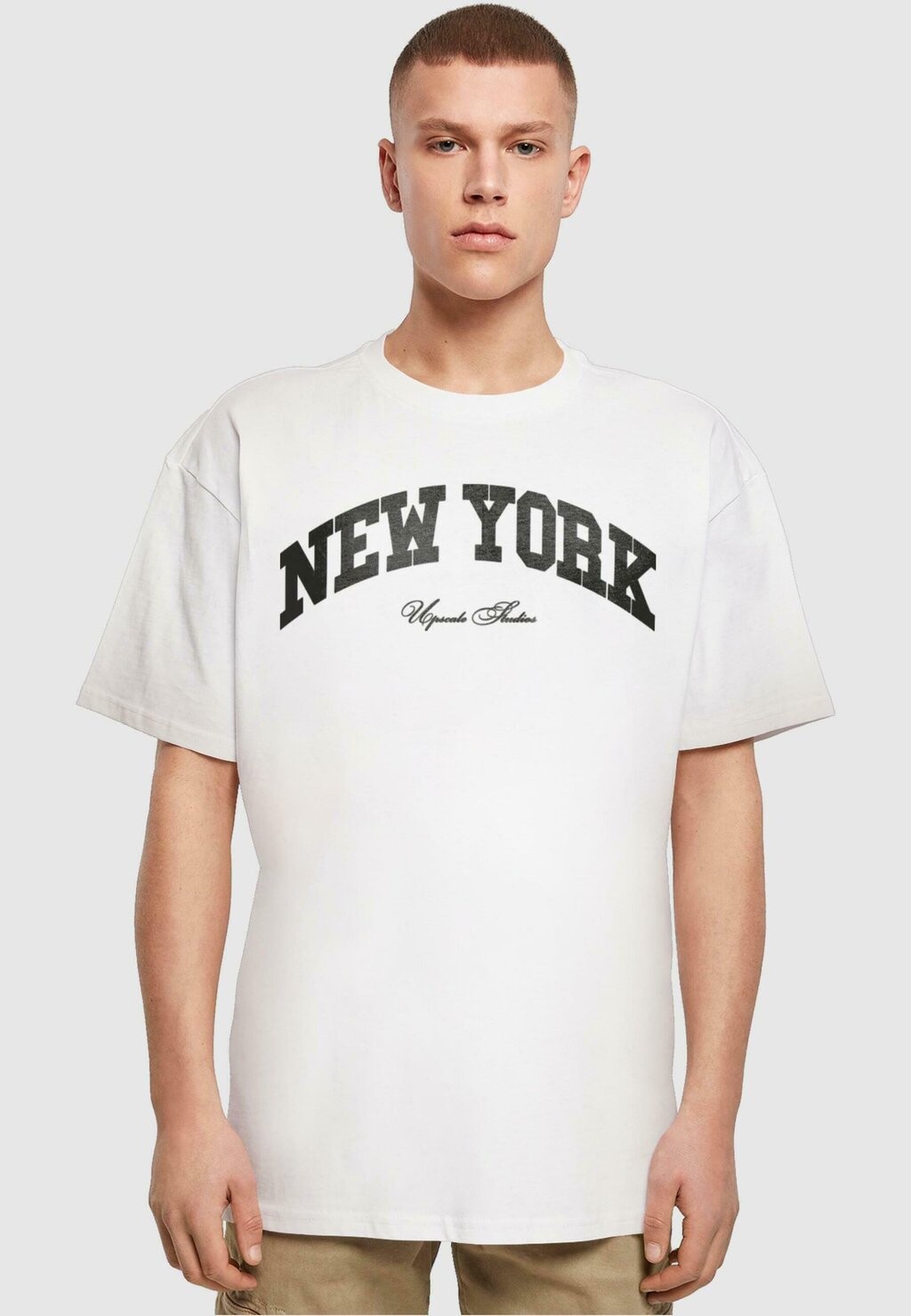 

Футболка с принтом NEW YORK COLLEGE Upscale by Mister Tee, цвет white