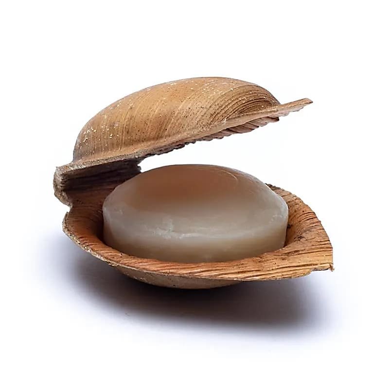 

Holy Lama, мыло с листьями розовой пальмы, 100 г