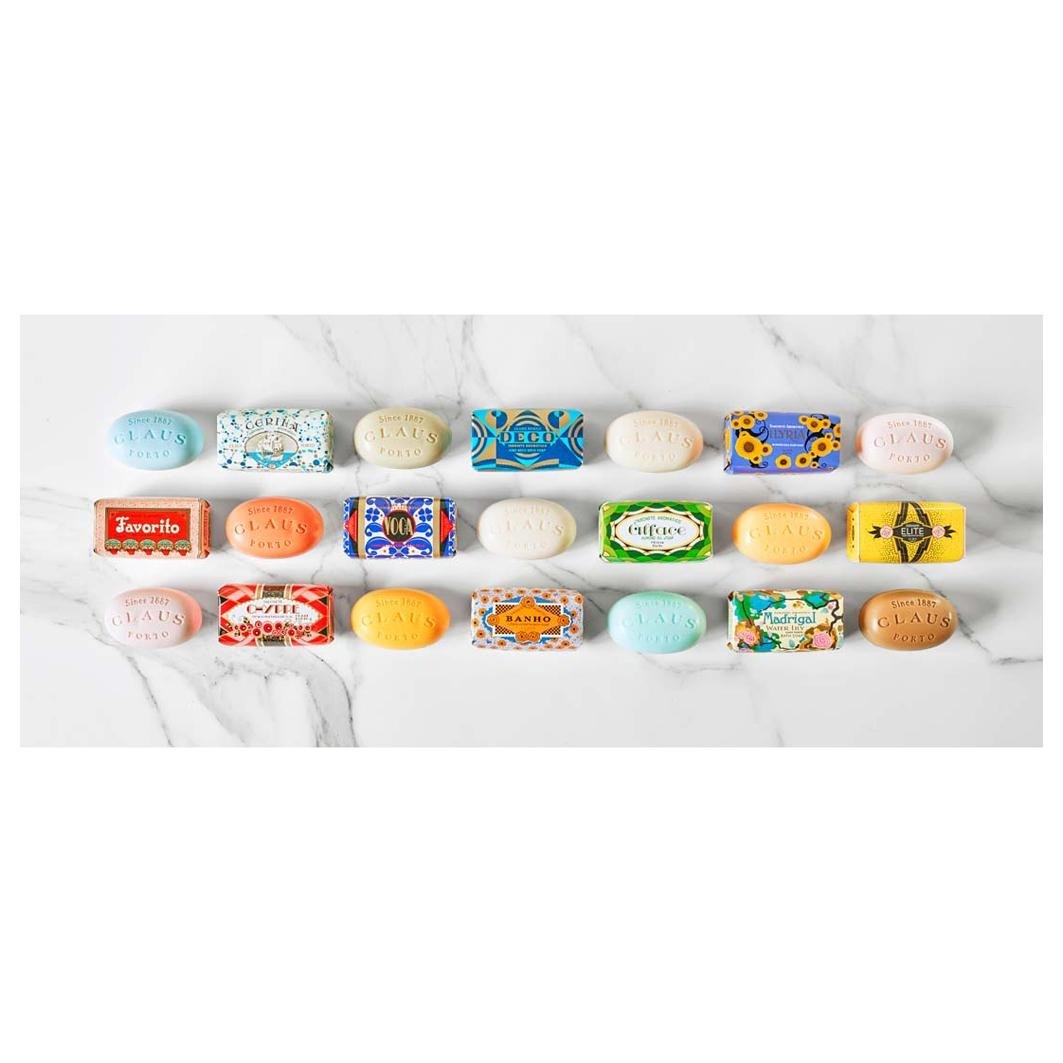 Мыло для тела ilyria honeysuckle soap Claus Porto, вес 150 гр. — фото 3
