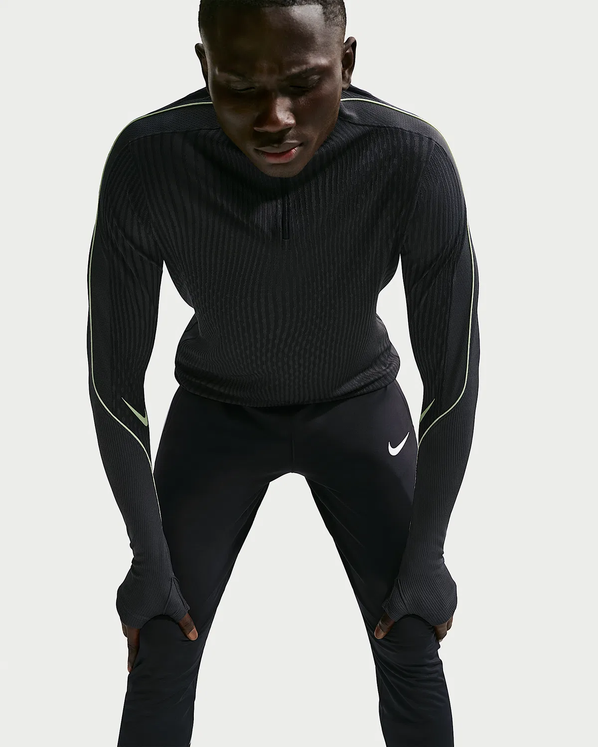 Мужская тренировочная футболка Nike Strike Elite Dri-FIT ADV, Dark Smoke Grey/Black/Barely Volt/Barely Volt — фото 3
