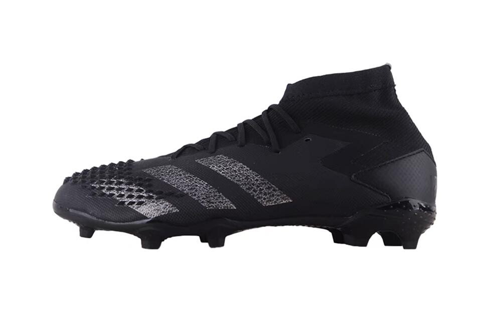 

Детские футбольные кроссовки Adidas Mutator Kids, черный
