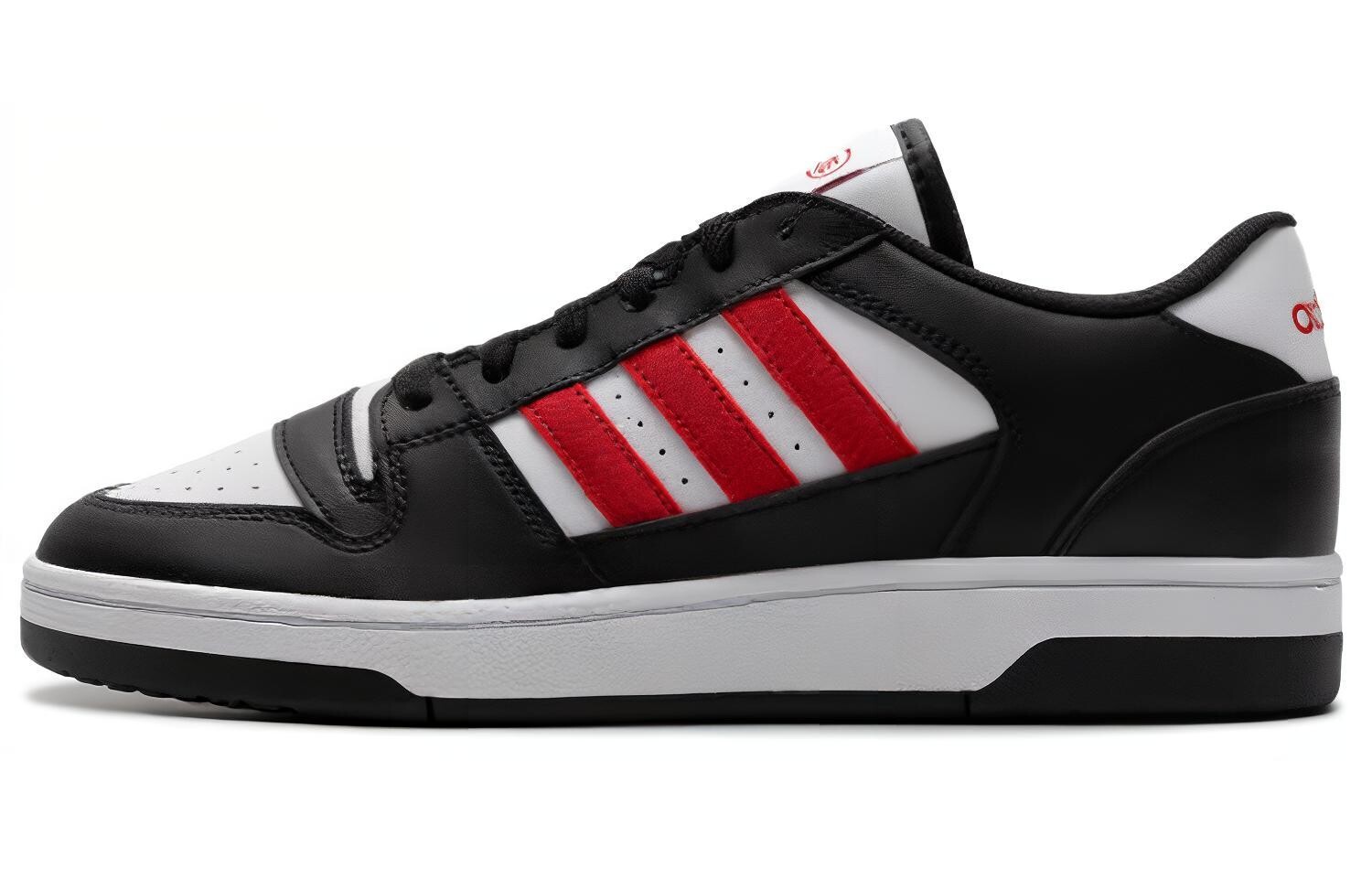 

Баскетбольные кроссовки TURNAROUND унисекс с низким верхом черного/белого цвета Adidas