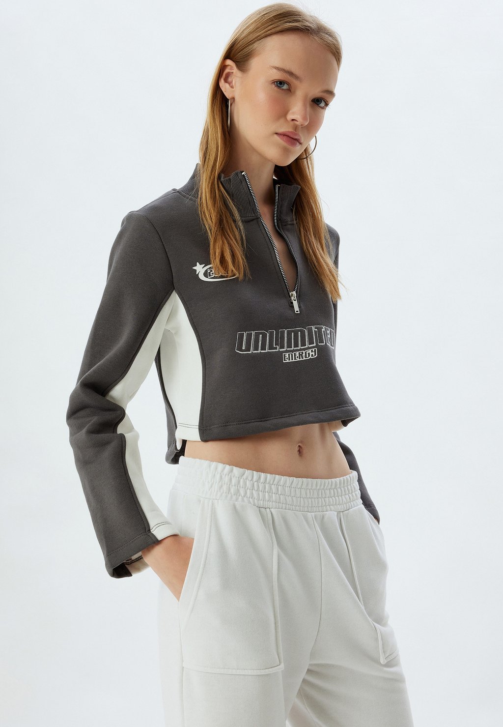 

Толстовка CROP Koton, серый