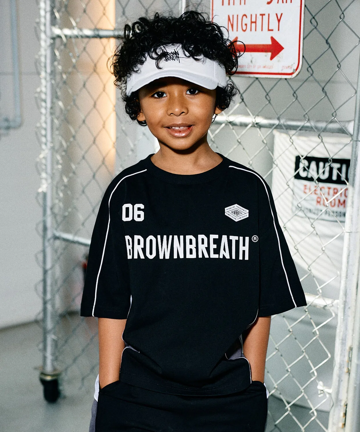 Детская быстросохнущая футболка с блоками чёрная от Brownbreath Kids