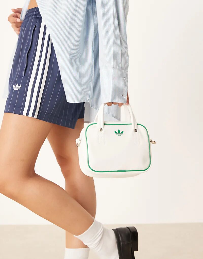 

Сумка через плечо adidas Originals Adicolor белого цвета