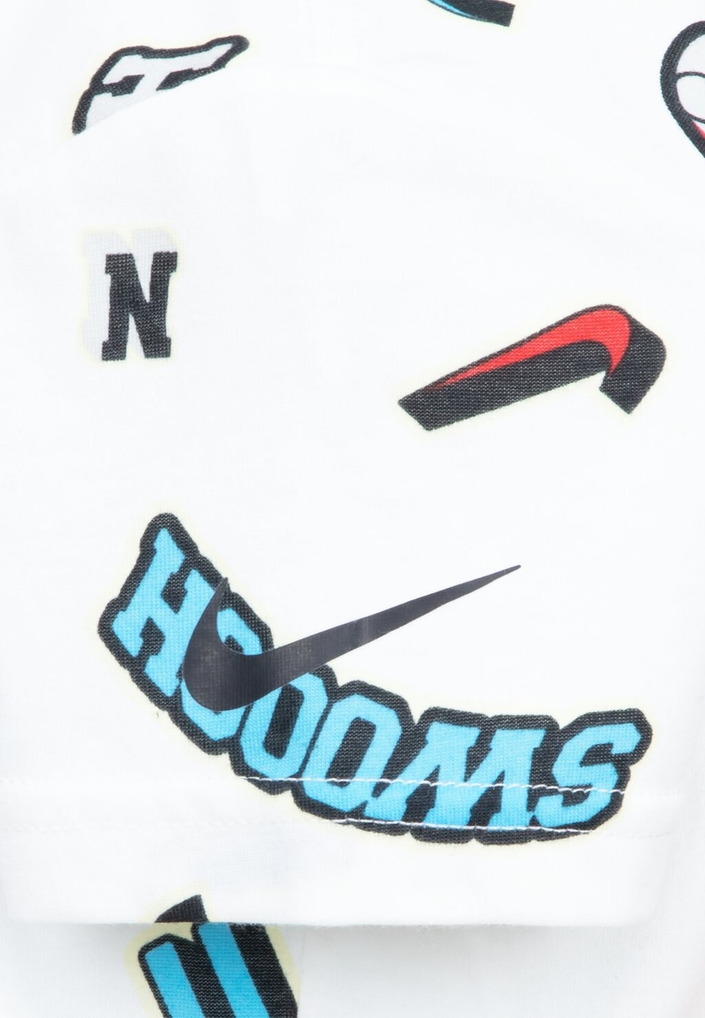 

Футболка с принтом VARZITY TEE Nike Sportswear, белый
