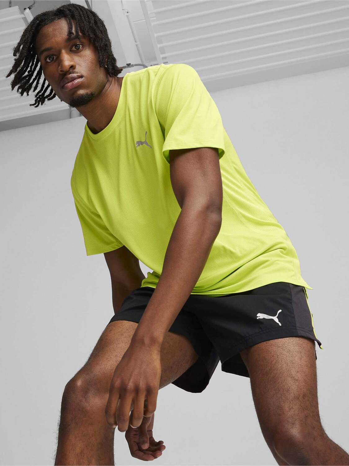 

Футболка Puma RUN FAVORITE VELOCITY, зеленый