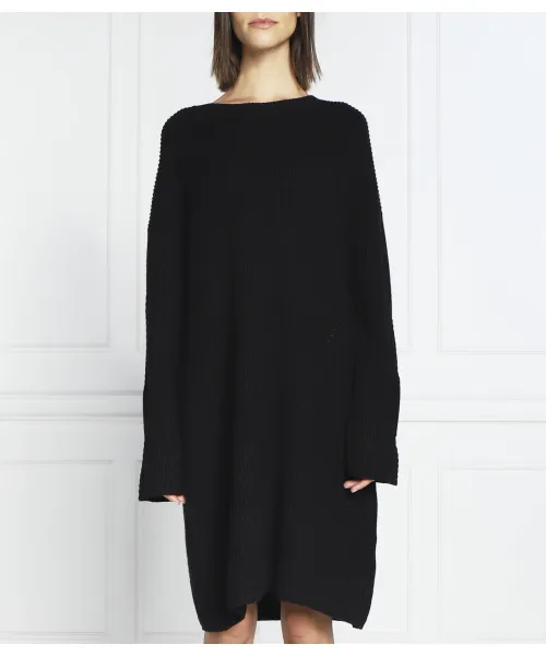 

Платье Джуки Silvian Heach, черный