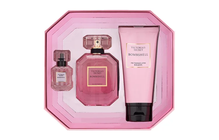 Victoria's Secret Набор парфюма Sexy Girl Eau De Parfum, цветочно-фруктовый, 7.5 мл+50 мл+100 мл, Sexy Lady Body Lotion 100ml+Perfumes 50ml+Perfumes 7.5ml — фото 2