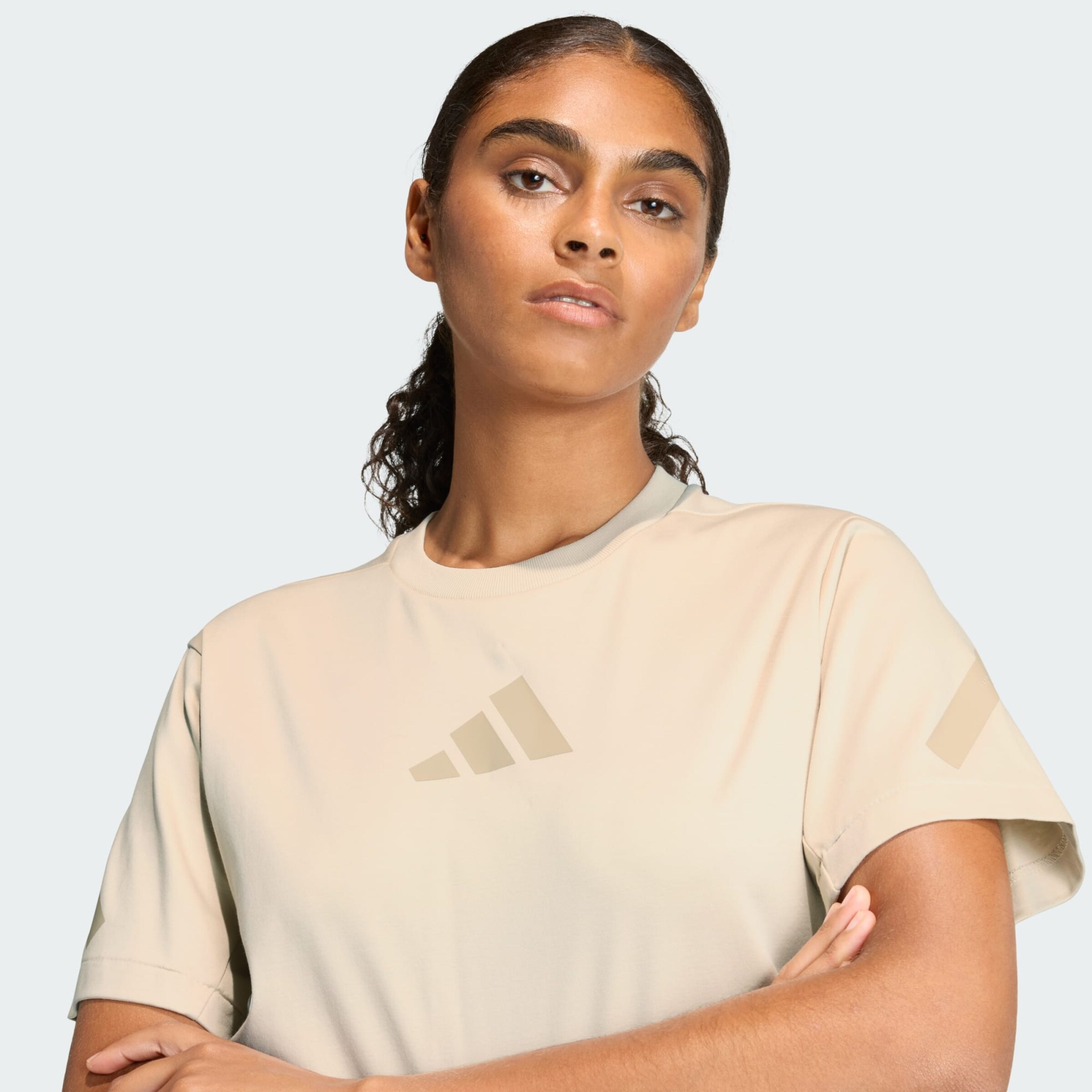 Adidas Sportswear Футболка для тренировок 'Z.N.E.' бежевого цвета — фото 4