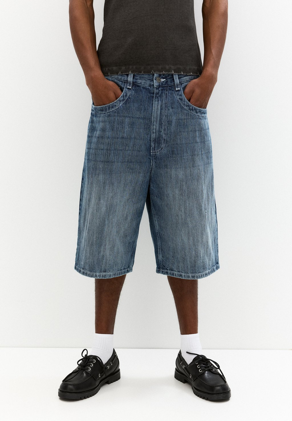 

Джинсовые шорты STWD SKATER JORTS PULL&BEAR, цвет Blue Denim