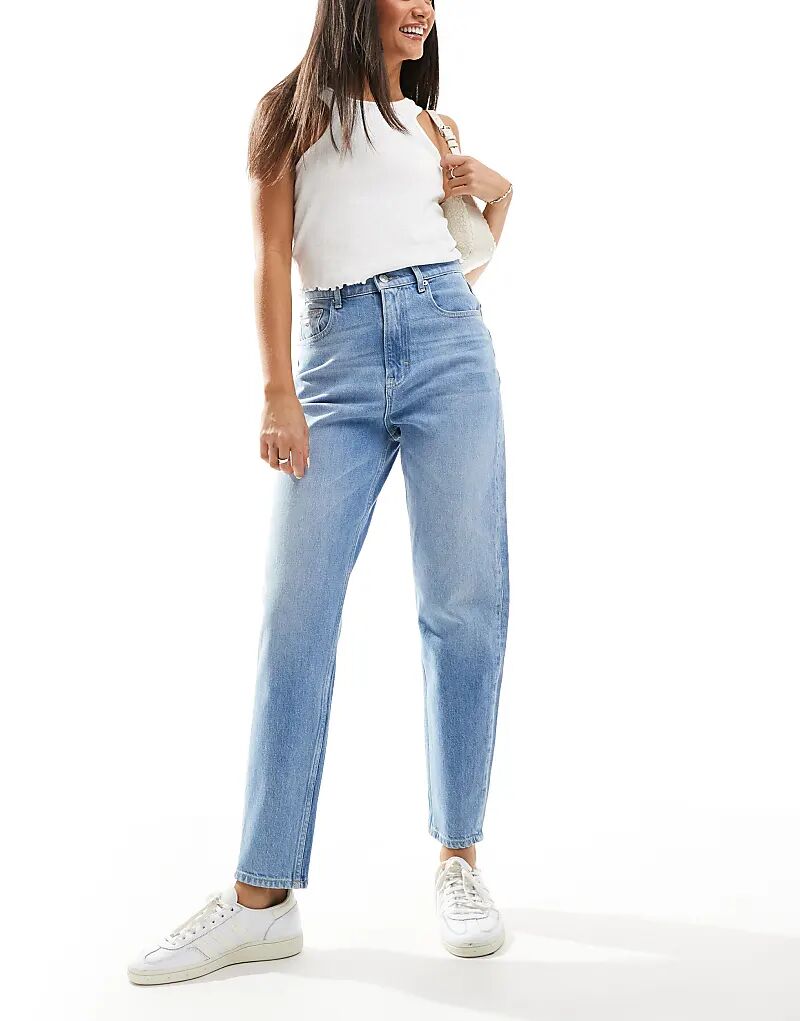 

Ультра высокие джинсы mom в светлом цвете Tommy Jeans