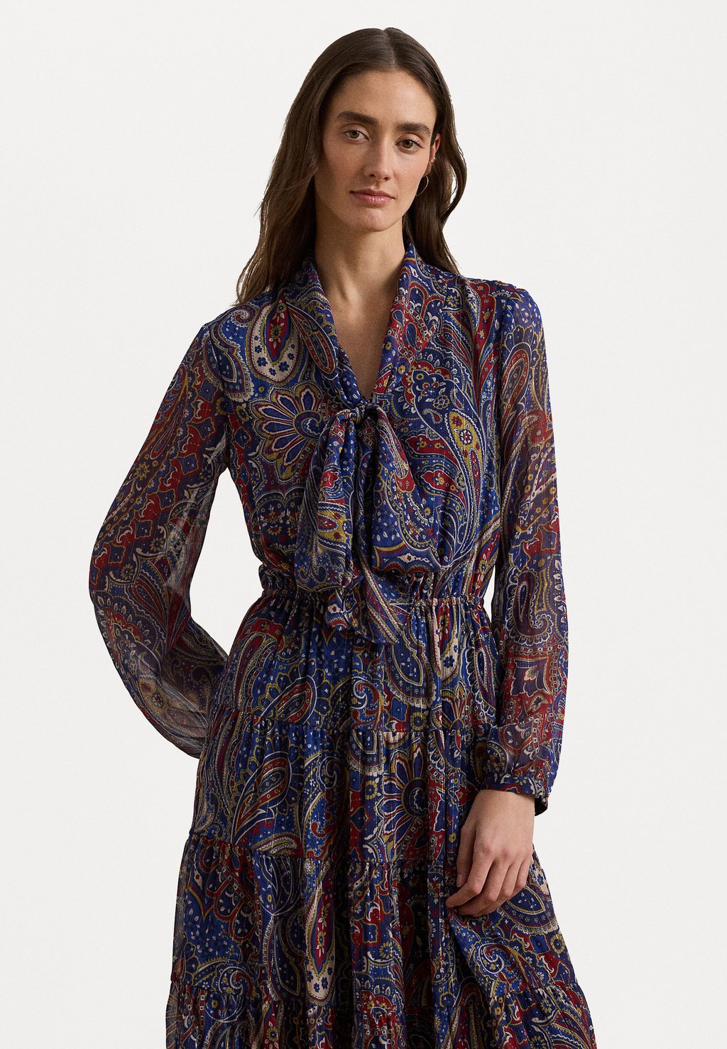 

Повседневное платье PAISLEY CHIFFON TIERED TIE NECK DRESS Lauren Ralph Lauren, темно-синий
