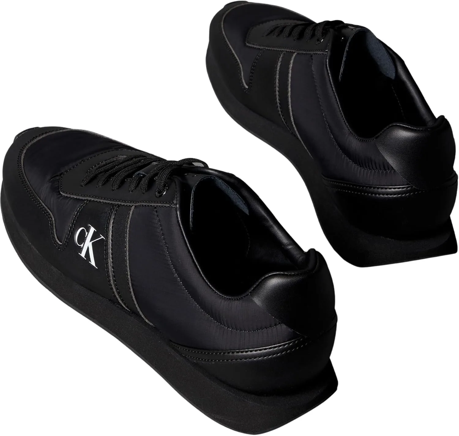 Мужские низкие кеды Calvin Klein Retro Run Lace Mix Emb Tongue Ym0ym01400, черный — фото 2