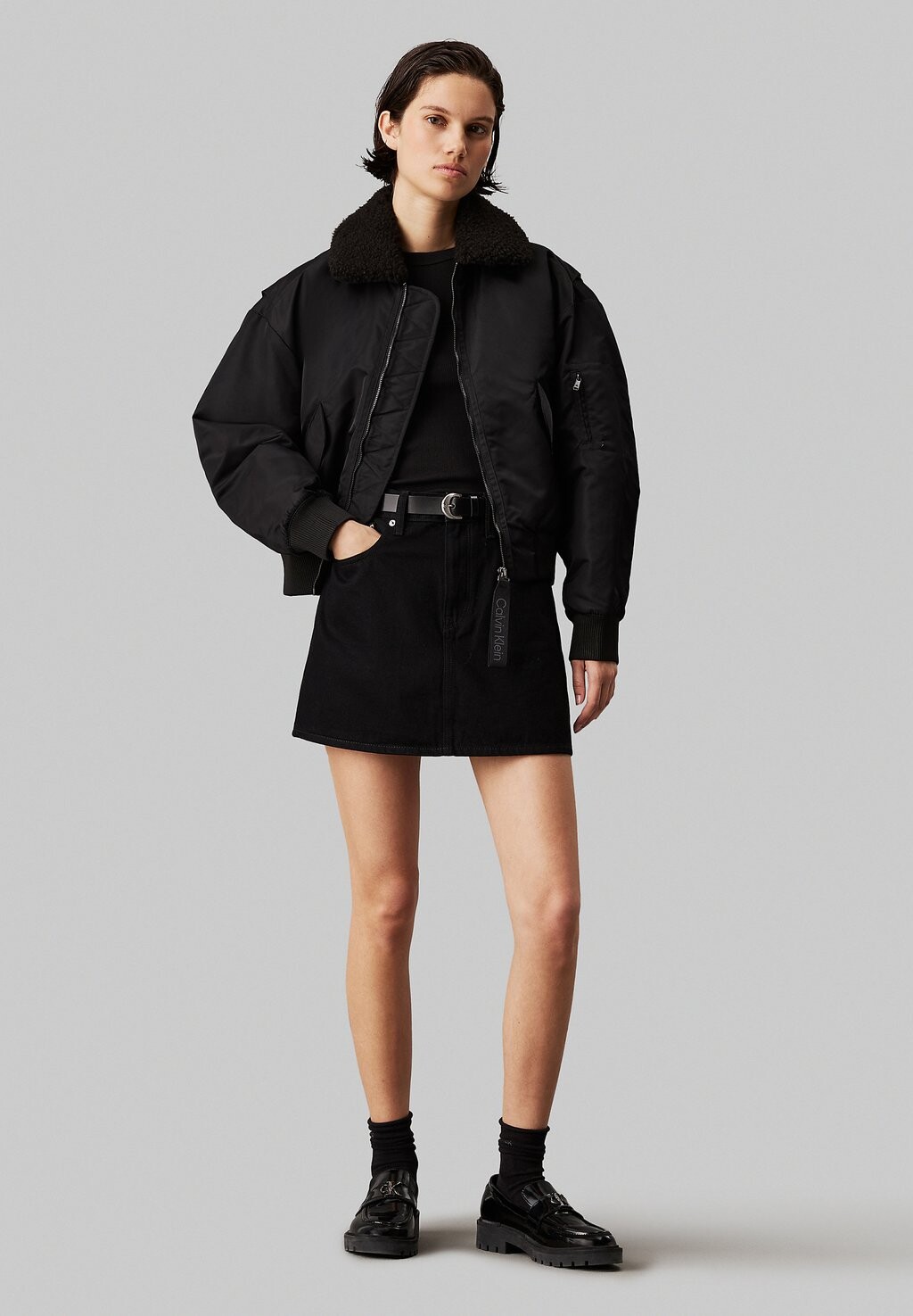

Куртка-бомбер AVIATOR Calvin Klein Jeans, черный