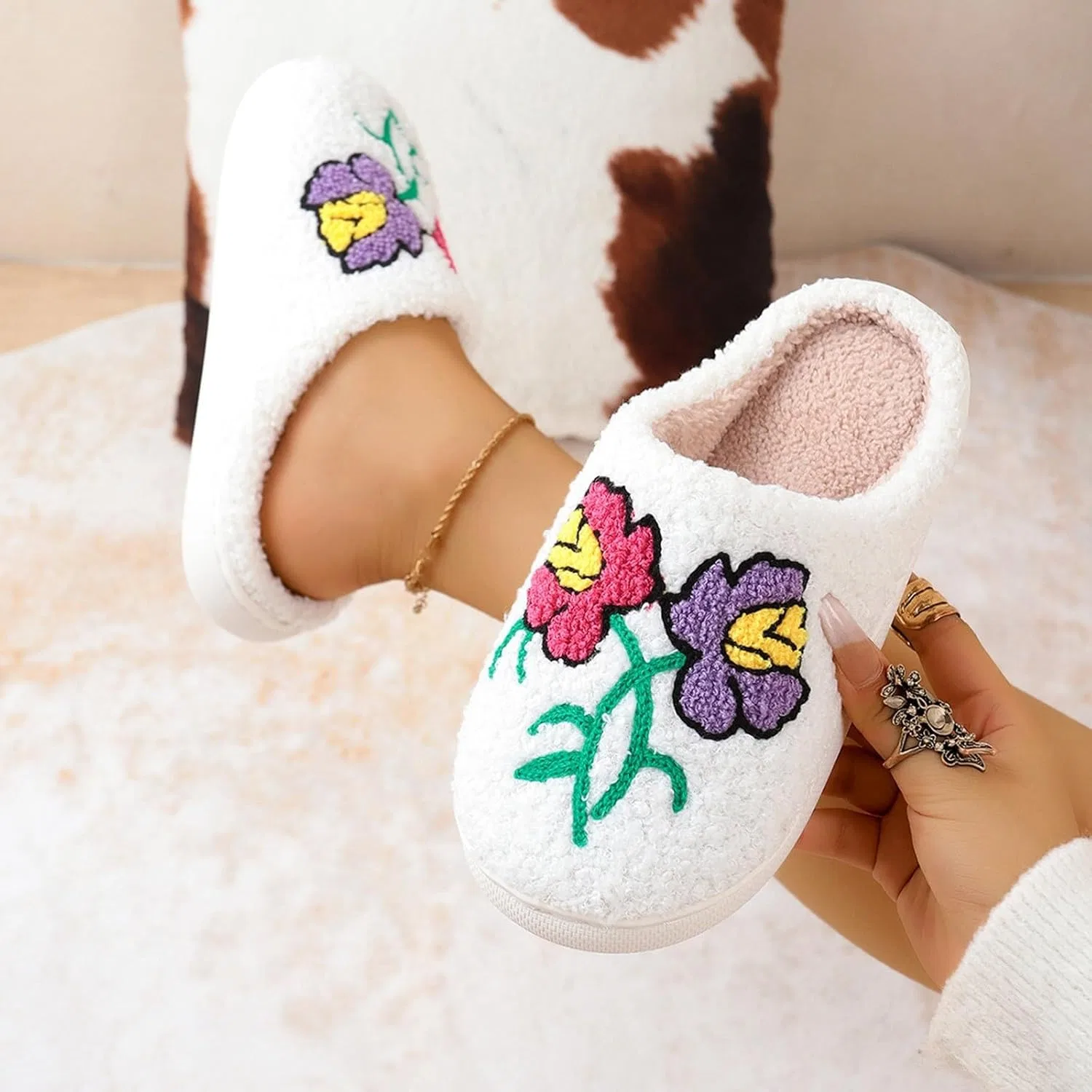 Generisch Hausschuhe Damen Herren Winter Plüsch Pantoffeln Rutschfeste Unisex Warm Hausschlappen Filzpantoffeln Frauen Bequeme Тапочки Ultraweiche Flauschige Hauspantoffeln Warme Schlappen, Weiß 6 — фото 2