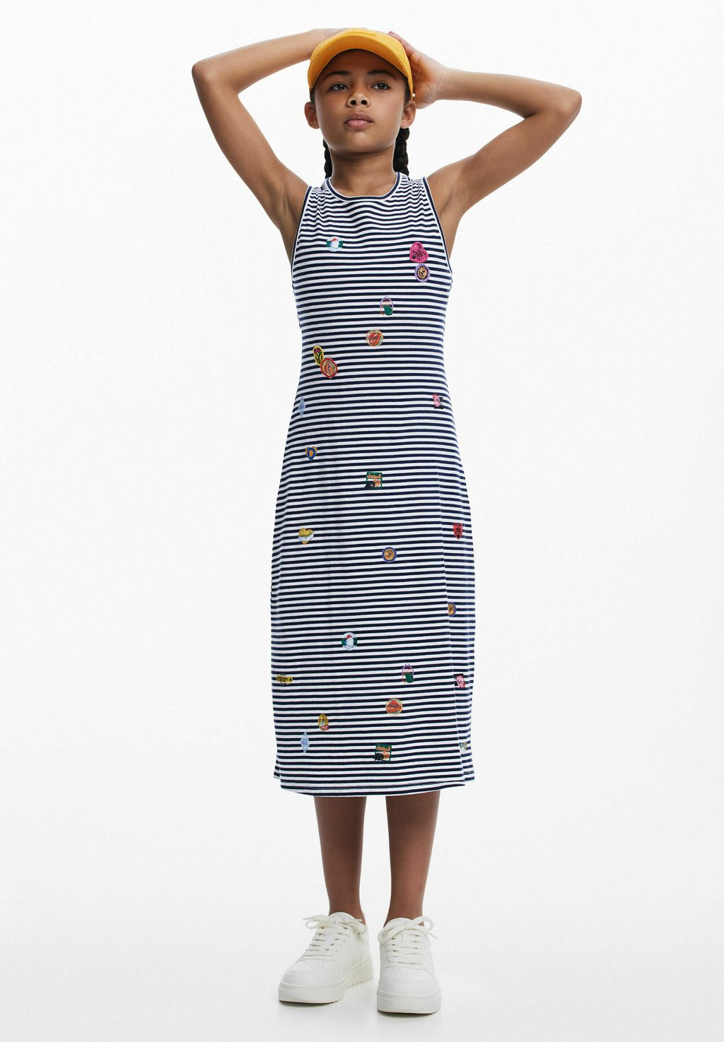 

Платье из джерси EMBROIDERED CUT-OUT Desigual, синий