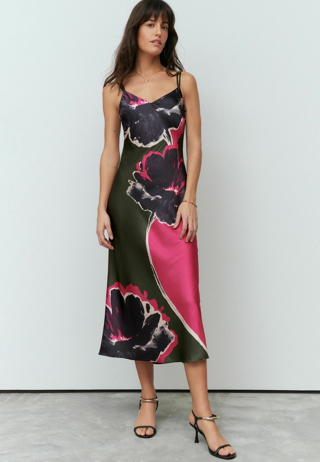 

Повседневное платье CAMI MIDI-REGULAR FIT Next, зеленый